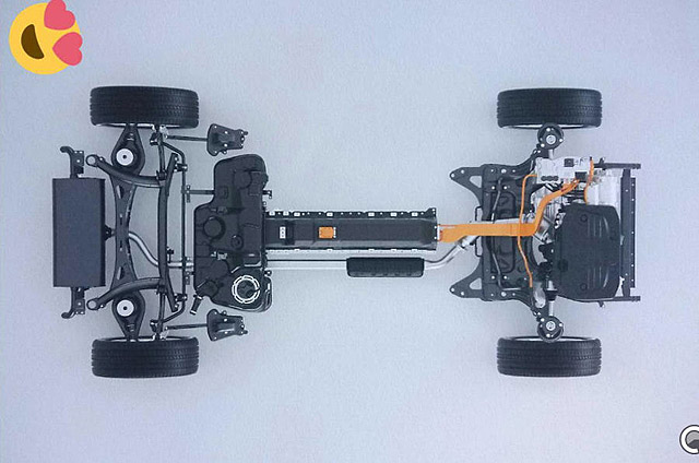 油電科技下放！  Volvo XC40 局部圖搶先看