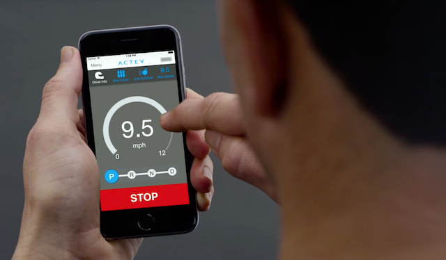 家長可以透過 App，控制卡丁車時速，避免因速度過快發生危險。