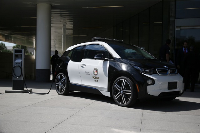 最後，考慮到價錢因素，洛杉磯警方選擇 BMW i3 作為警車。