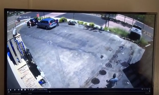 想讓愛車變得亮晶晶！結果卻是這麼慘兮兮？（內有影片）