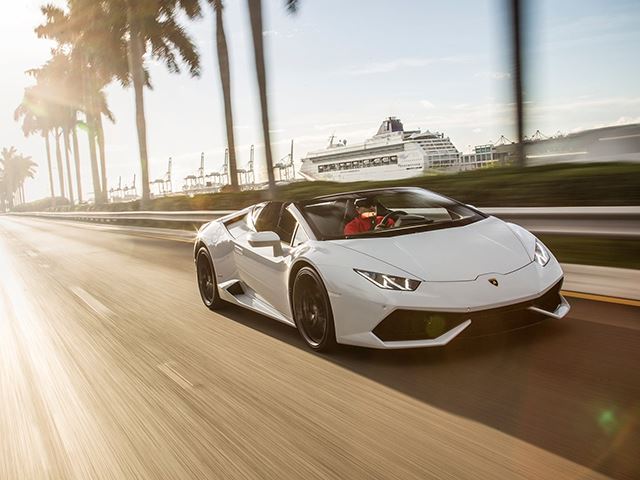 Lamborghini 是否搭載自動駕駛？執行長一句話神解！