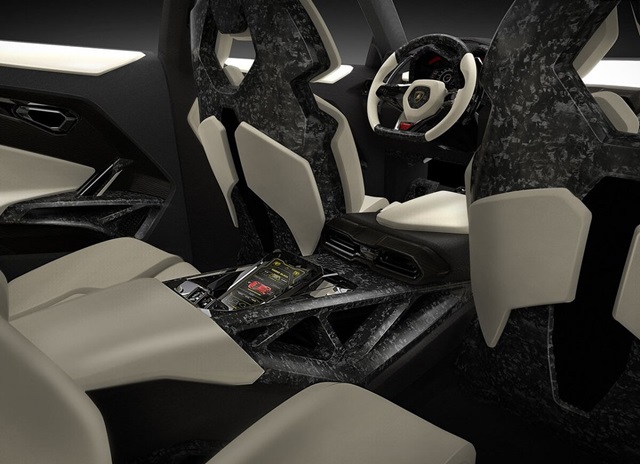 Lamborghini 休旅車確定量產！執行長訂出超狂銷售目標做得到？