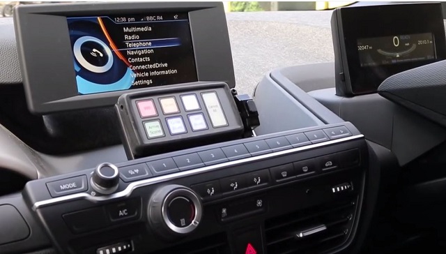 BMW i3 內裝。