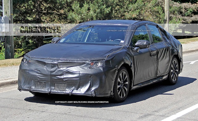 外媒捕捉到的Toyota Camry 偽裝測試照。