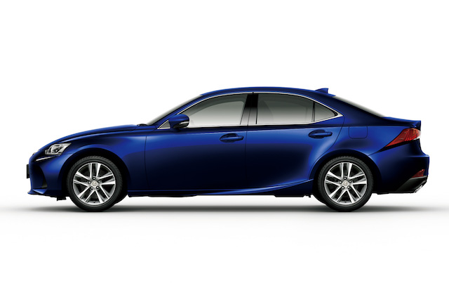 新車色，Deep Blue Mica 深藍雲母。