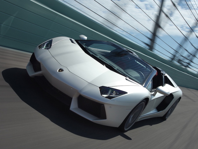 Lamborghini Aventador LP 700-4 Roadster