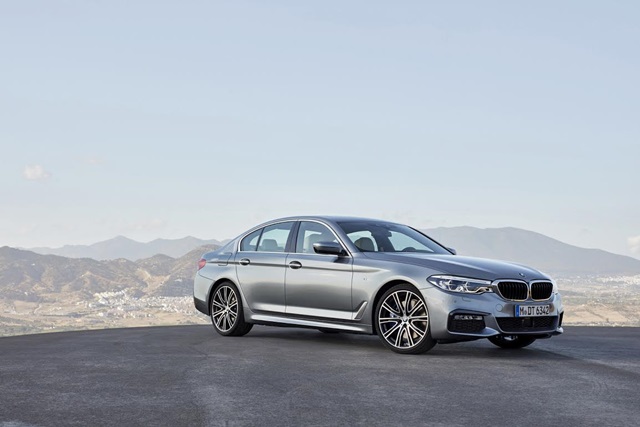 最頂級車型也不再是 Luxury Line 風格，而是換上 M Sport 套件，不僅增加戰鬥氣息，也更年輕化。