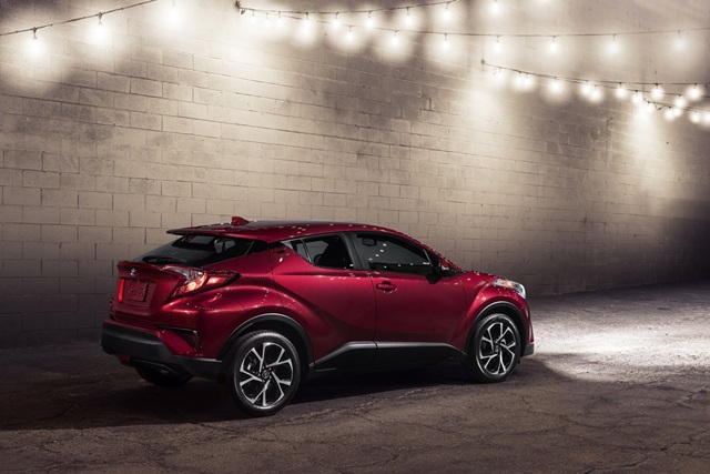 洛杉磯車展重頭戲！Toyota C-HR 美規版正式登場（內有相片集）