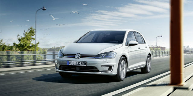 自 2017 年式的小改款 Volkswagen Golf 釋出後，緊接著經優化過後的 e-Golf 也跟著現身。