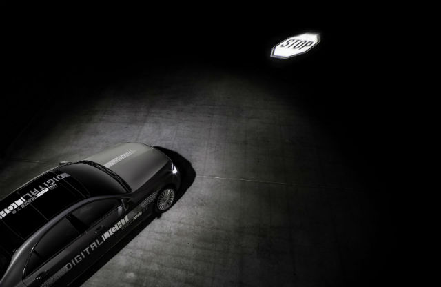 打破傳統思維！M-Benz 發表最新數位頭燈技術