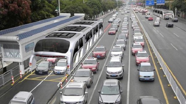 巴鐵路試的內幕人士透露，巴鐵的規模根本就是個「模型車」。