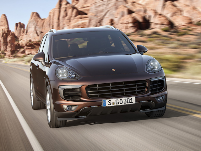 德國聯邦運輸管理處 KBA 表示，Porsche 可能透過軟體監測汽車是否正接受實驗室測試，透過此方式切換成排放較低的狀態，有別於平常駕駛時的排放量。此為 Porsche Cayenne 柴油版本。（圖片來源：en.wheelsage.org）