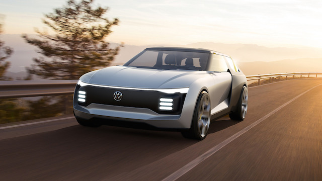 兩位在 Volkswagen 實習的法國學生，負責外型設計的 Valentin Fuchs 及負責 3D 模型 Pierre Joveneaux，描繪出 Volkswagen 未來皮卡車的樣貌。