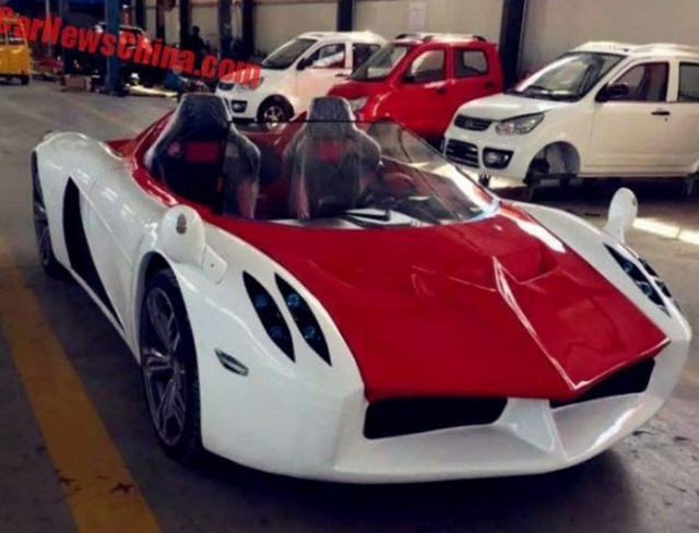 中國一名設計師近日打造出一款山寨車，外觀完全模仿頂級超跑 Pagani Huayra。