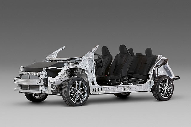 全新 CT200h 將會建構在 Toyota 最新世代的 TNGA 模組化底盤上。