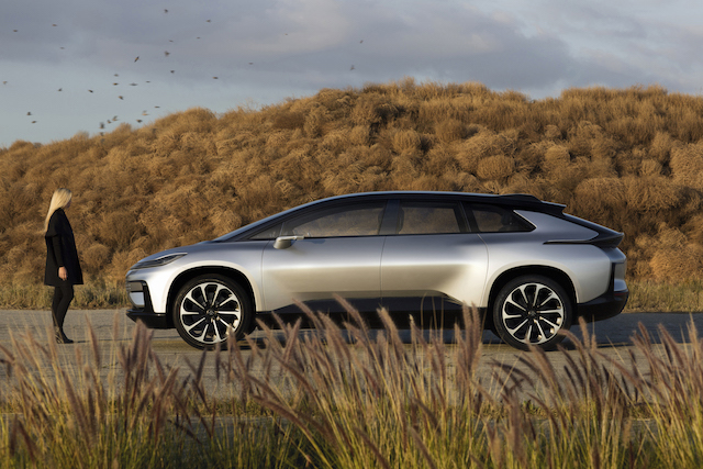 FF91，擁有 0-100 公里加速只要 2.4 秒的本事，比 Tesla Model S P100D 的 2.5 秒多快了 0.1 秒。