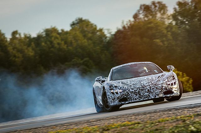 McLaren 新超跑作品，將添加 Drift Control 甩尾模式。