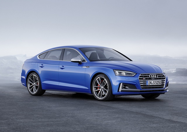 最重要的廣告車款則是 Audi S5 Sportback，雖然僅出現在最後幾秒，但號稱「最美斜背」的身影仍讓人印象深刻。