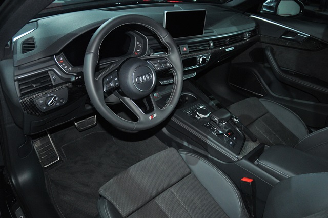 披掛「S」的性能代表！Audi S4 車系正式在台灣上市（內有相片集）