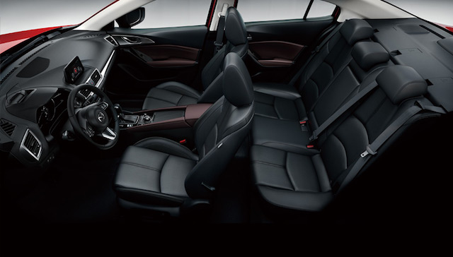  Mazda 3 五門旗艦型內裝。