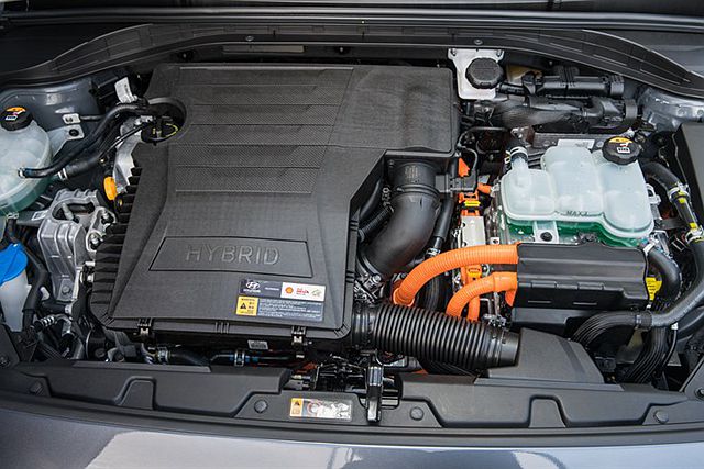 Hyundai Ioniq 的油耗成績硬是比 Toyota Prius 還要出色。