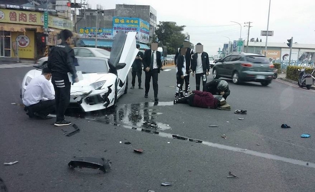 《營利事業所得稅查核準則》的相關規定，汽車耐用年數為 5 年，機車則為 3 年，根據定率遞減法計算折舊。（本報資料照，記者陳建志翻攝臉書爆料公社）