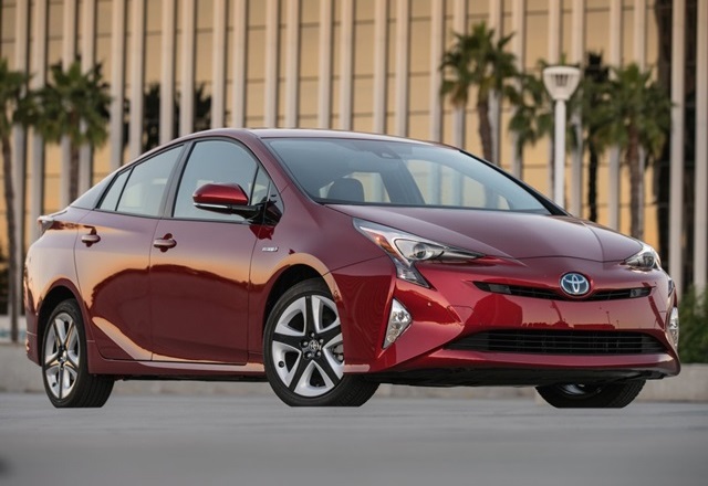 最佳 Hybrid 車款：Toyota Prius。