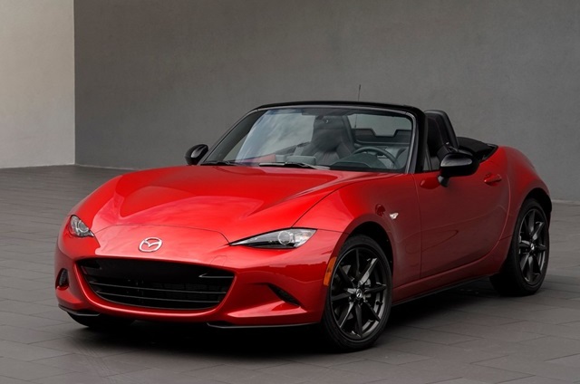 最佳跑車：Mazda MX-5 Miata。