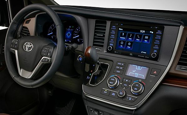 除標配 TSS-P 安全防護系統，Toyota Entune 3.0 多媒體影音系統也是一大亮點。 