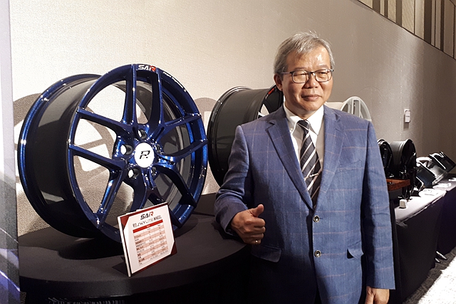 經過 1 年佈局，台灣巧新科技 SAiRacing 品牌首款輕量化鍛造輪框，終於要上市販售了！