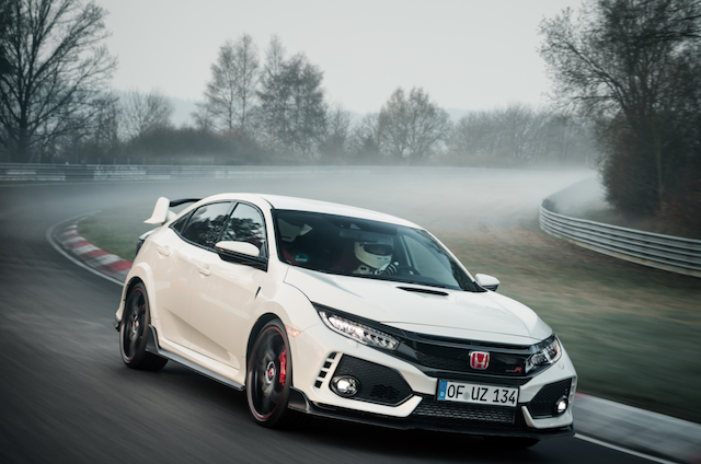Honda Civic Type R 即將上市，Honda 用 Nürburgring 北賽道來證明它的能耐。