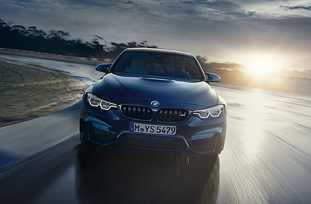 配備七速 M DCT 雙離合器變速系統的BMW M3 / M4 ，售價為台幣 515 萬、 518 萬起。（ M4 Convertible 為 539 萬起）