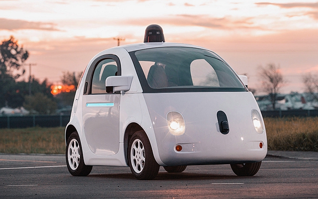 Google 無人駕駛車原型，但現在已經成為歷史。