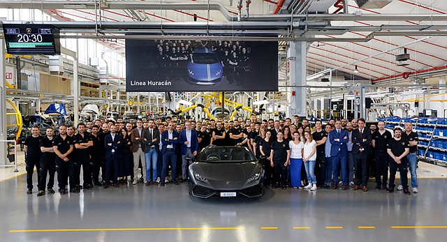3 年生產 8,000 輛， Huracan 有厲害嗎？ 若將銷售週期設定與 Gallardo 相同，將會成為 Lamborghini 創廠以來最暢銷的車款。