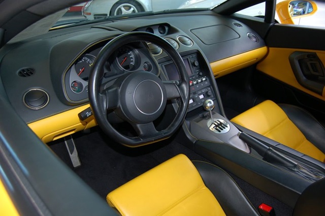 Lamborghini 主管 Maurizio Reggiani 直接挑明指出，真的推出純手排車，現在大部分的駕駛也根本就不會開。