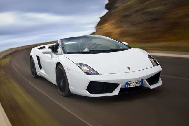 未來 Lamborghini 旗下車款都不會再有純手排設定。