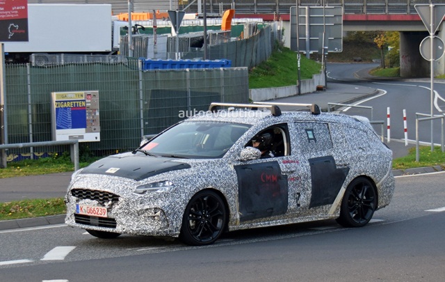 近日外媒更在德國紐柏林賽道上發現旅行車設定的 Focus 偽裝車，而且外媒猜測這款將是掛上 ST 之名的性能旅行車。