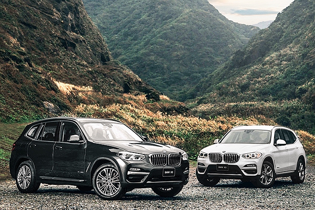 新世代 BMW X3 售價從 239 萬台幣起，更導入車系首見的 M40i 性能版（售價 358 萬台幣）。