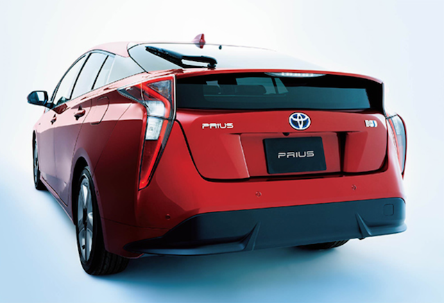 Toyota Prius 在日本推出 20 週年仕樣車吸引買氣。