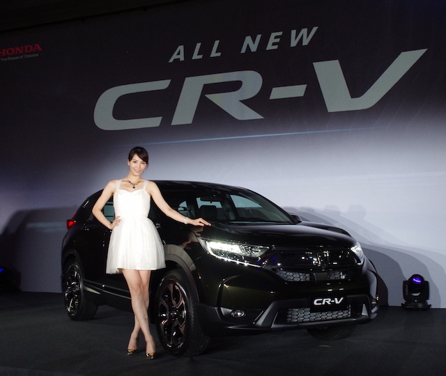 Honda CR-V 第五代在台灣正式發表，售價也正式公佈，1.5S 從 120 萬預售價調降到 113 萬。
