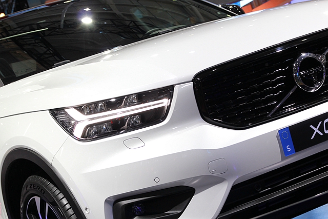 一樣是「雷神之槌」頭燈設計，但 XC40、XC60 以及 90 車系的設計都有所不同。