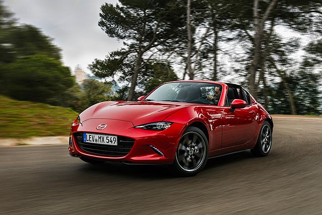 「人馬一體」是 Mazda 品牌的特徵，並與德國 BMW 相同講求豐富的操控樂趣。不過這項開發理念將有所改變，且未來參考方向竟來自 Toyota 汽車。