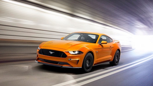 原廠提供 Ford Mustang、Ford Focus RS、Ford Focus ST 等性能車給受測者體驗。