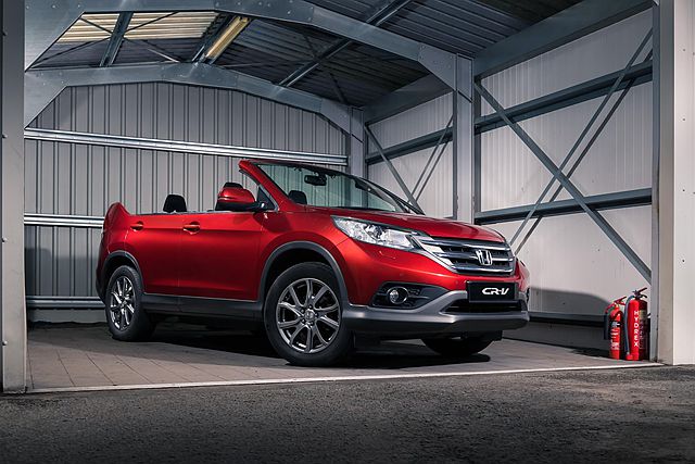 Honda CR-V Roadster 敞篷車。