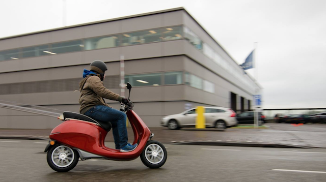 預計今年年底開始交車的 Appscooter，車型較為細長。