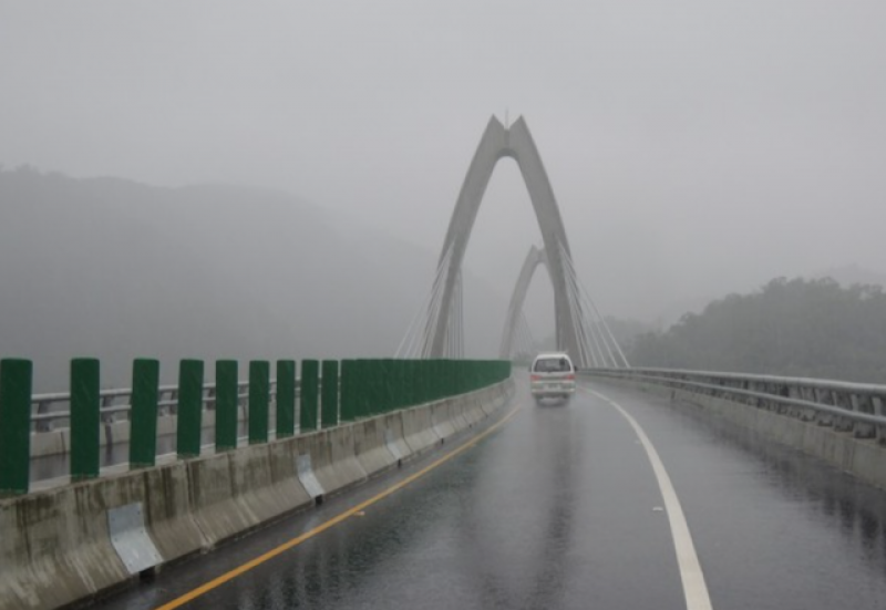 蘇花改蘇澳到東澳段的白米景觀橋。（資料照，記者江志雄攝）