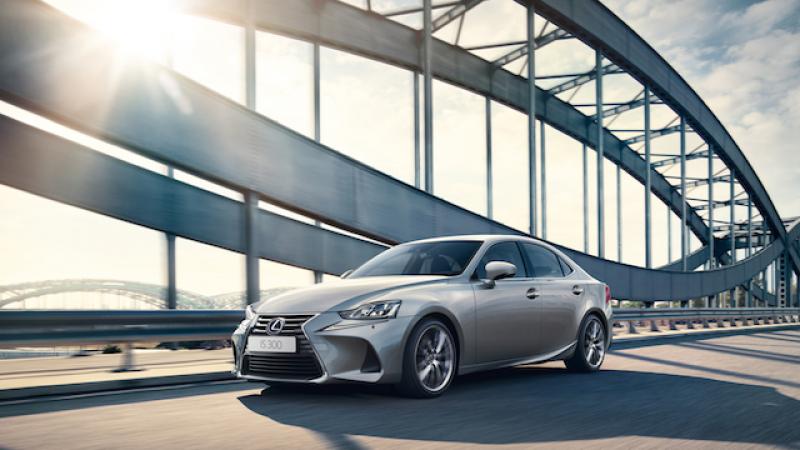 Lexus IS
