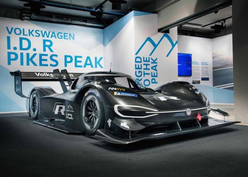 Volkswagen 以 I.D. R Pikes Peak 純電能賽車，挑戰 6 月派克峰爬山賽！