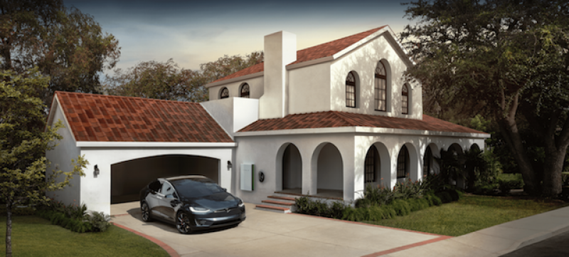 Tesla 太陽能板，全市大停電時，你家也不擔心。