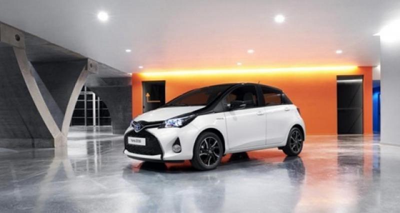 現行日規 Toyota Yaris。